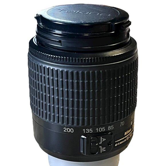 Nikon AF-S DX NIKKOR 55-200mm f/4-5.6G ED VR Lens - Picture 7 of 12